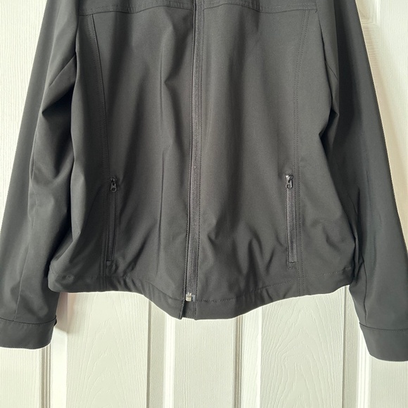 Jacket - Picture 5 of 5